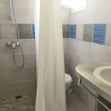 De La Hotel Gruissan