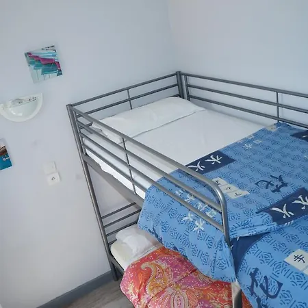 De La Hotel 3*