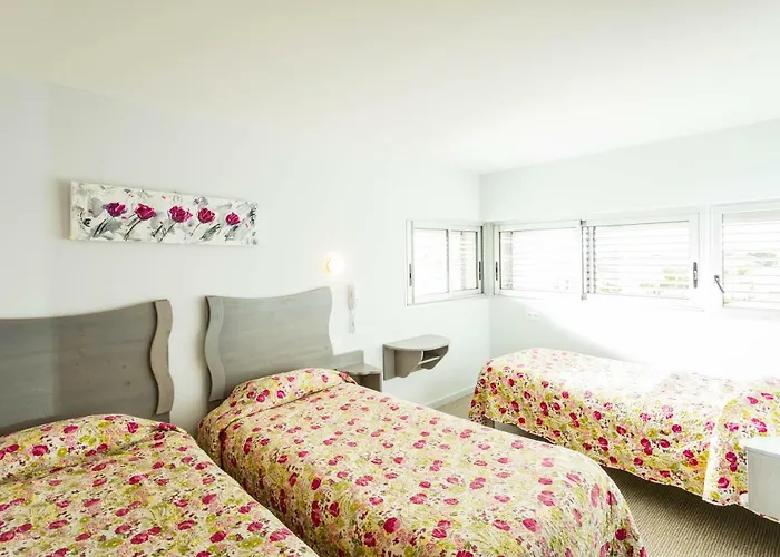 De La Ξενοδοχείο Gruissan